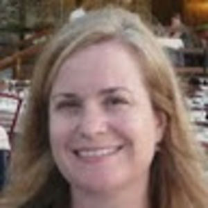 Meet your Posher, Lara